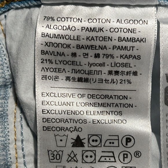 NWOT Levi’s Ribcage Straight - Picture 15 of 16